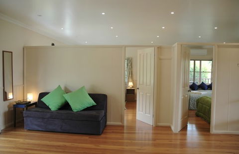 Carrs Hunter Valley Macadamia Farm Guest House - New Castle Holiday 4