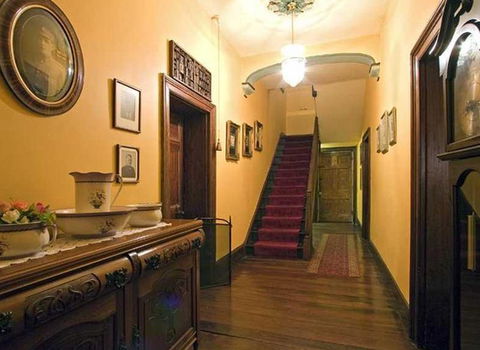 Anoushka's Boutique Bed And Breakfast - New Castle Holiday 2