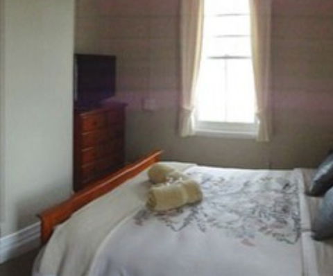 B And B On Bettington - New Castle Holiday 4