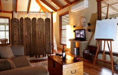 Billabong Moon - New Castle Holiday 1