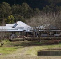 Avoca House Bed and Breakfast - New Castle Holiday
