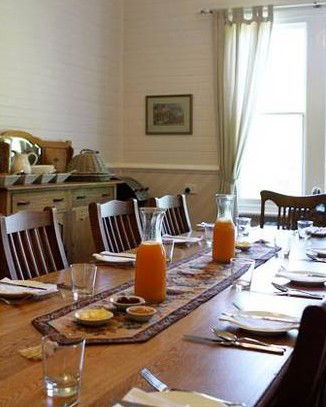 Avoca House Bed And Breakfast - New Castle Holiday 3