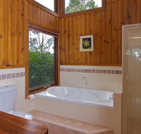 Bodhi Falls - New Castle Holiday