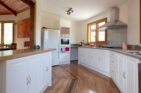 Billabong Retreat Sydney - New Castle Holiday 1