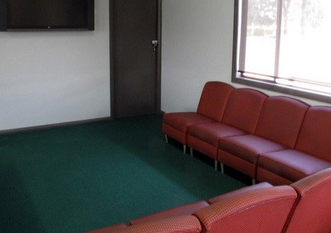 Cables Lodge Accommodation - New Castle Holiday 2