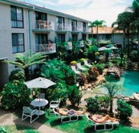 Allamanda Retreat - The Entrance - New Castle Holiday