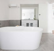 Central Coast Cottages at Toowoon Bay - New Castle Holiday