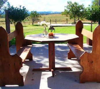 Cumbandry NSW New Castle Holiday