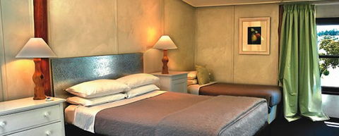 Black Sheep Inn - New Castle Holiday 1