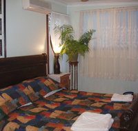 Beachfront Bed and Breakfast - New Castle Holiday