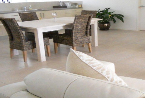 Baffle Retreat Bed And Breakfast - New Castle Holiday 2