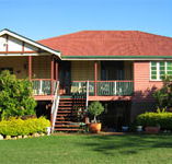 Mango Paradise Bed and Barra - New Castle Holiday