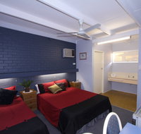 Moore Park Beach Motel - New Castle Holiday