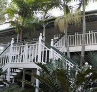 Moore Park Beach - Serenity Beach House - New Castle Holiday