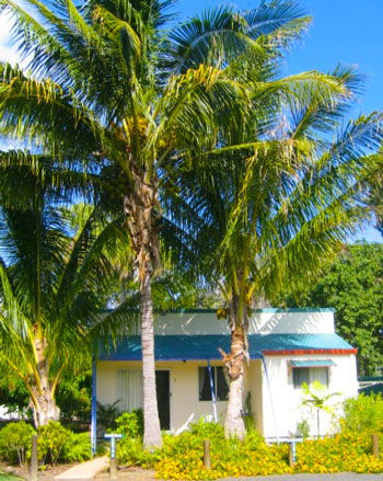 Sunlover Lodge Holiday Units And Cabins - New Castle Holiday 5