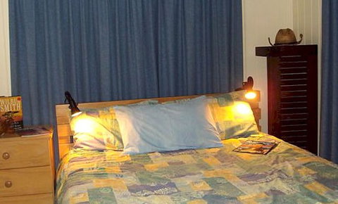 Orchid House - New Castle Holiday 0