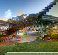 James Farmhouse and Rose Cottage - New Castle Holiday