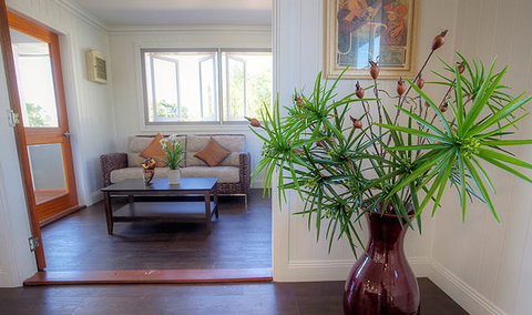 Sippers At Ballandean - New Castle Holiday 3