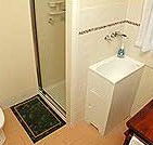 Rovers Rest Guesthouse and Studio Units - New Castle Holiday