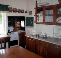 Dillons Cottage - New Castle Holiday