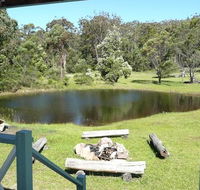 Possums Hollow and Hooters Hut - New Castle Holiday