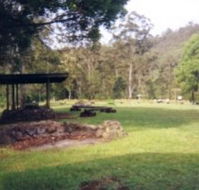 Sharp Park River Bend Country Bush Camping - New Castle Holiday
