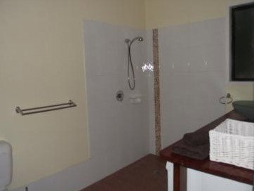 Whitewood Cottage - Bunya Mountains - New Castle Holiday 1