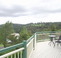 Bunya Views - Holiday Home - New Castle Holiday