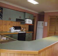Taronga - Holiday Home - New Castle Holiday
