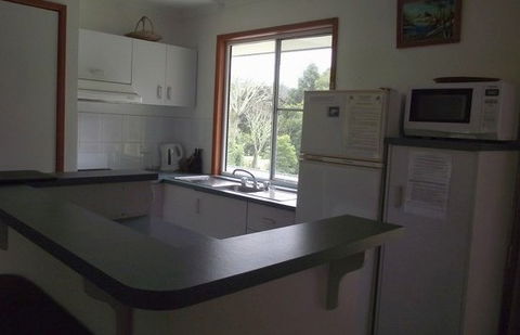 Wallaby Fiesta - Holiday Home - New Castle Holiday 3