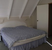 Ty-ar-y-bryn - Holiday Home - New Castle Holiday