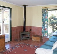 Pademelon Lodge - Holiday Home - New Castle Holiday
