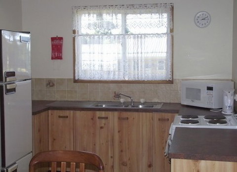 Rosella Retreat - Holiday Home - New Castle Holiday 2