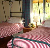 Nelgai Farm Bed and Breakfast - New Castle Holiday