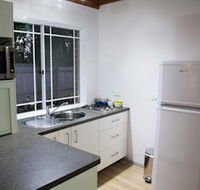 Homewood Cottages - New Castle Holiday