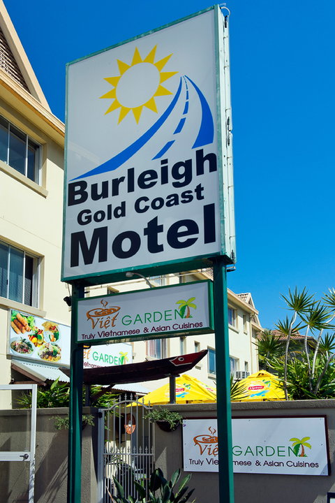 Burleigh Gold Coast Motel - New Castle Holiday 3