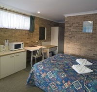 Garden City Motor Inn - New Castle Holiday