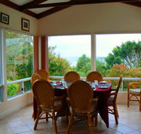 Albany View Street Lodge Bed and Breakfast and Art Studio - New Castle Holiday