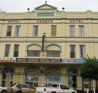 Royal George Motel Hotel - New Castle Holiday