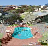 Bay Lodge Economy Beachfront - New Castle Holiday