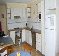 Garden Apartments Unit 11 - New Castle Holiday