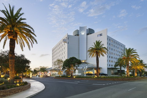 Crown Perth Promenade - New Castle Holiday 2