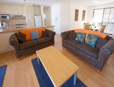 Duke's Apartments - New Castle Holiday 5