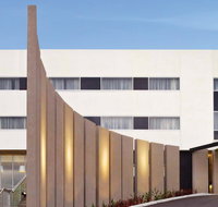 Atura Dandenong - New Castle Holiday