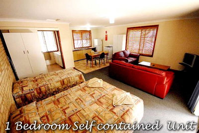 Travellers Rest Motel - New Castle Holiday 3