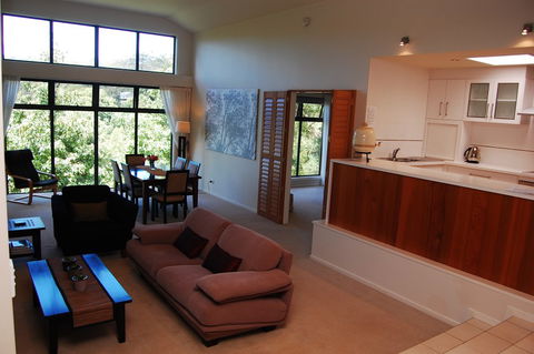 Ravensbourne Escape Holiday Cottages - New Castle Holiday 5