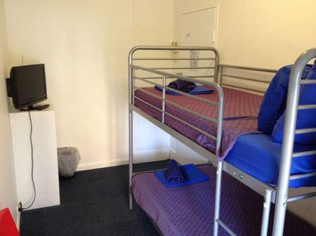 Zing Backpackers Hostel - New Castle Holiday 3