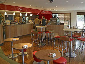 Ibis Sydney Thornleigh - New Castle Holiday 3