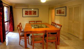 Miami Shore Motel - New Castle Holiday 3