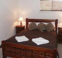 Beachside Holiday Units - New Castle Holiday